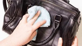 Chia sẻ một số thông tin về vấn đề làm sạch đồ giả da