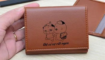 Ví da bò khắc tên theo yêu cầu làm quà tặng ý nghĩa, độc đáo