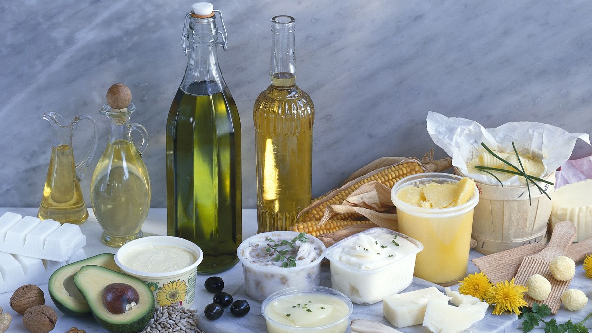 cách làm sạch ví da lộn