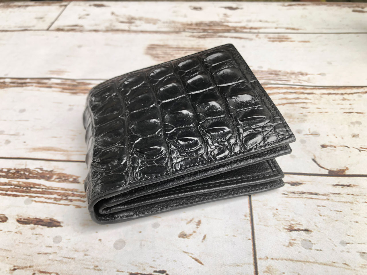 cách làm ví da cá sấu