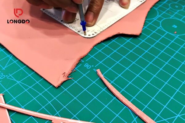 Những mẫu ví da dê cao cấp nhất