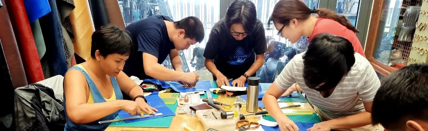 ví da đứng cho nam