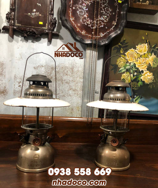 Giá đèn măng xông xưa