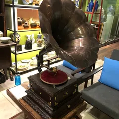 Những lưu ý khi mua máy hát đĩa than loa kèn