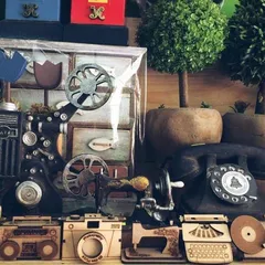 Tổng hợp những món đồ cổ trang trí quán cafe được yêu thích nhất