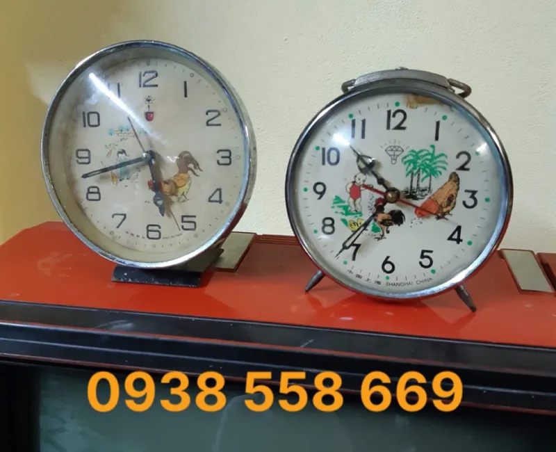 Đồng hồ con gà