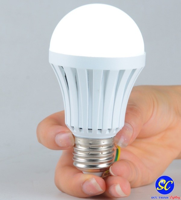 bóng đèn búp led tích điện bóng đèn búp led tích điện