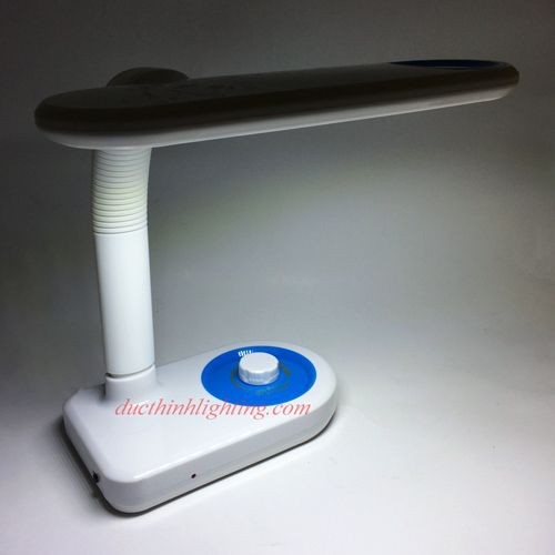Đèn Bàn Sạc LED KY-6629 Đèn Bàn Sạc LED KY-6629