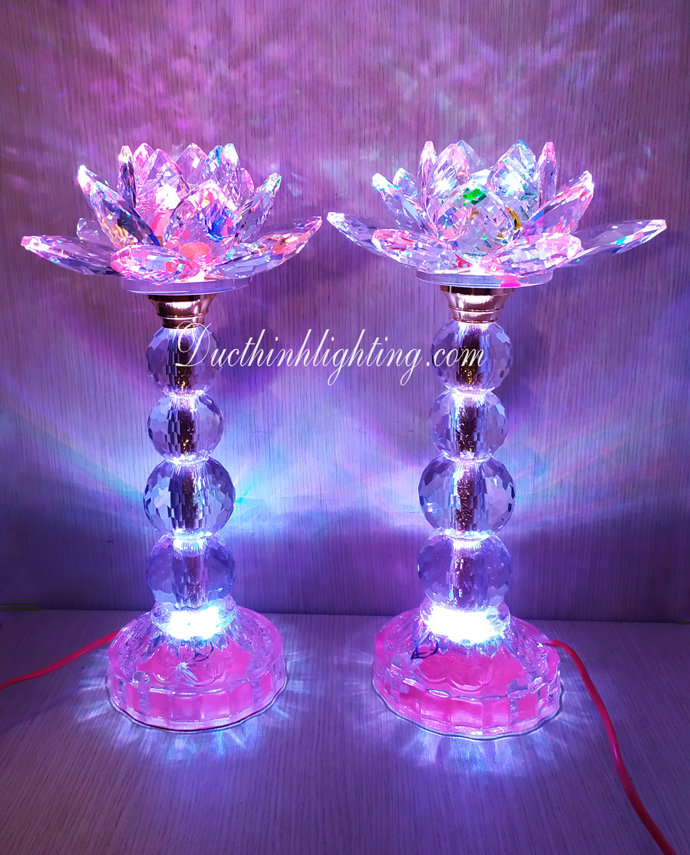 Đèn Sen Pha Lê LED Đổi Màu 4 Bi Đèn Sen Pha Lê LED Đổi Màu 4 Bi