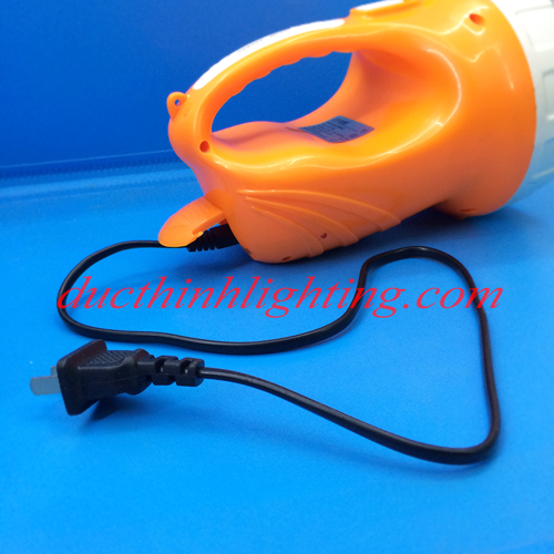 Đèn Pin Sạc LED Cầm Tay DP-708B Đèn Pin Sạc LED Cầm Tay DP-708B