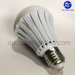 Bóng đèn búp LED tích điện 7W