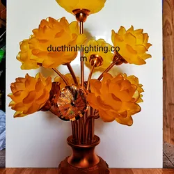 Đèn lưu ky 9 bông sen tự động đổi màu