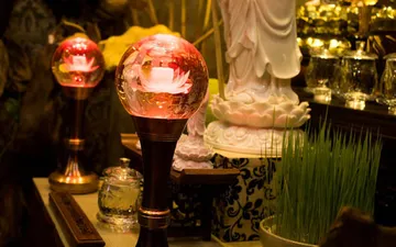 Nguyên tắc lựa chọn đèn thờ cúng hợp phong thủy gia chủ