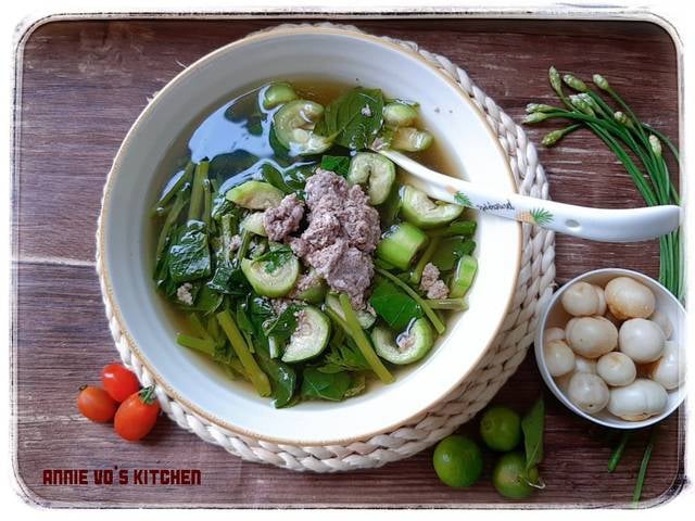 Chế Biến Món Canh Cua Rau Mồng Tơi - Hải Sản Sạch Phan Thiết