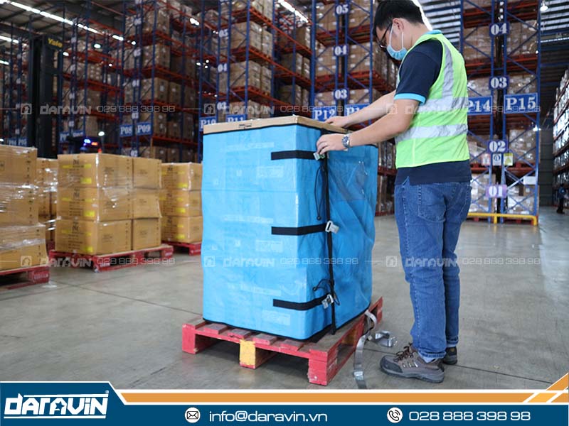 Lưới quấn pallet tái sử dụng từ chất liệu polyester - Giải pháp thay thế màng PE Lưới quấn pallet tái sử dụng từ chất liệu polyester - Giải pháp thay thế màng PE