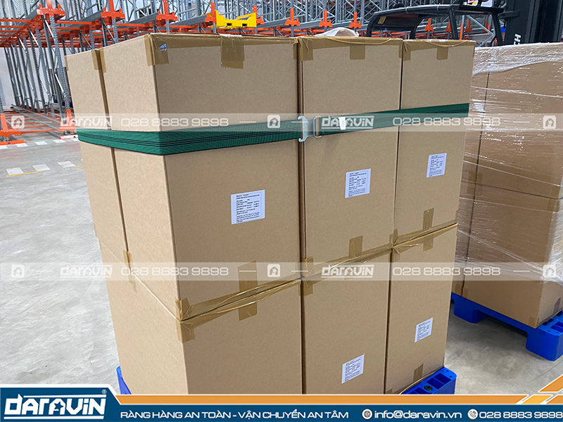 Ứng dụng chằng hàng trên pallet Ứng dụng chằng hàng trên pallet