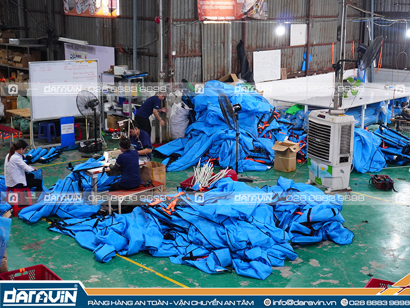 Tác dụng không ngờ của lưới quấn pallet có 2 nấc xiết