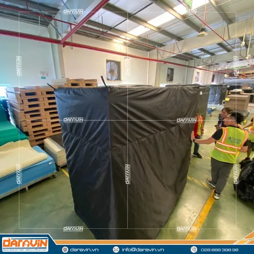 Vải Trùm Pallet Khóa Kéo Đóng Mở Mặt Bên