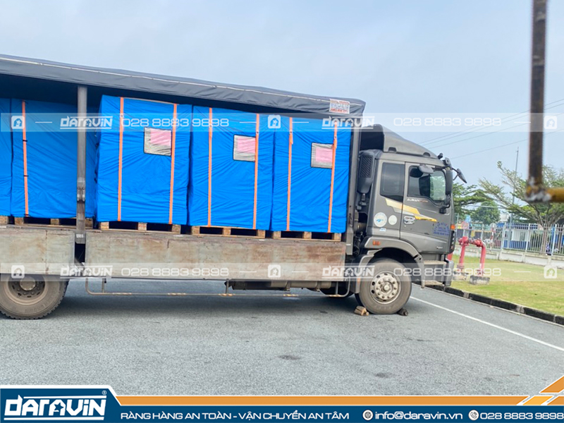 Đơn vị cung cấp vải trùm pallet theo yêu cầu Đơn vị cung cấp vải trùm pallet theo yêu cầu