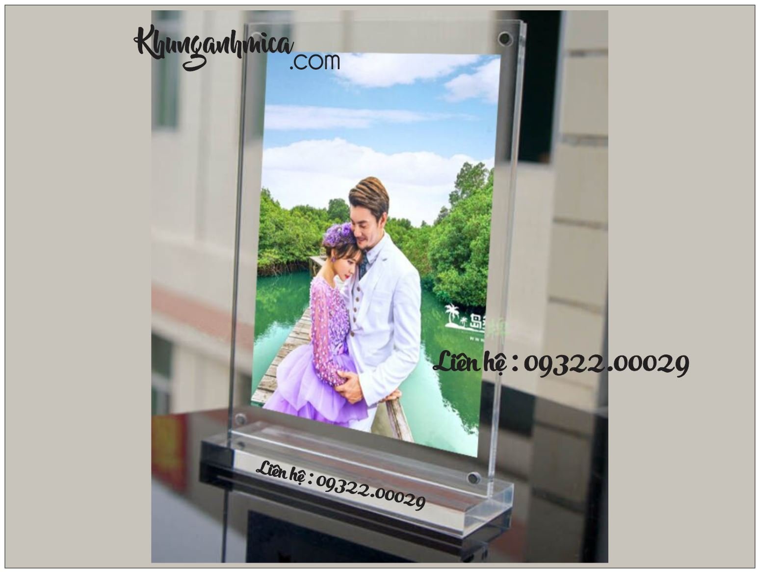 Khung chứng nhận để bàn