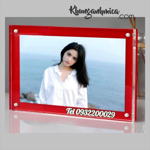 Khung mica in UV làm quà tặng