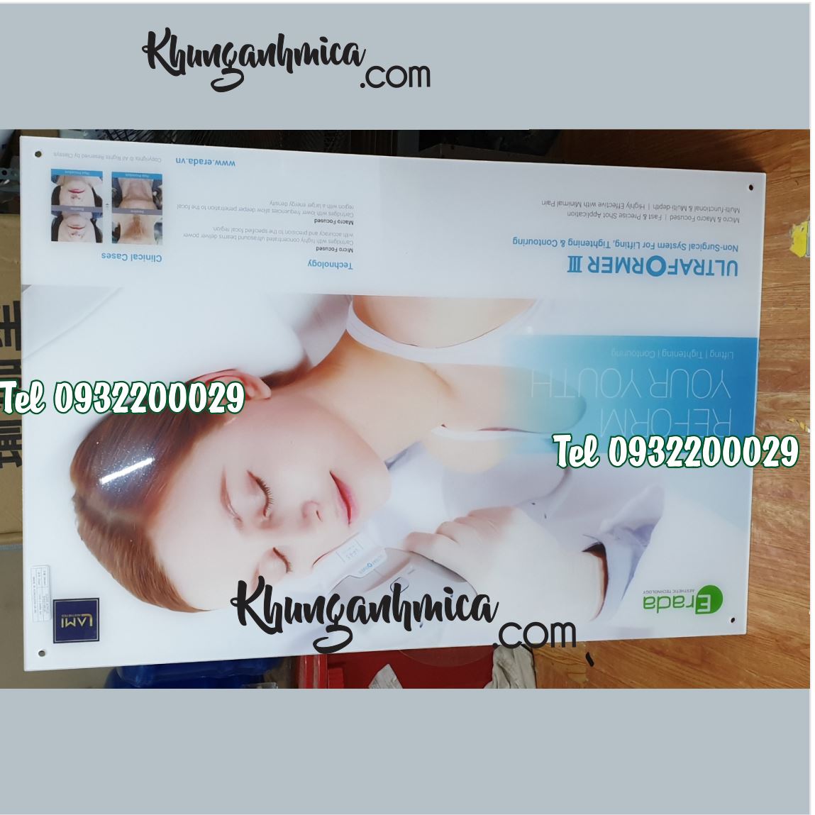 Khung mica để ảnh quảng cáo