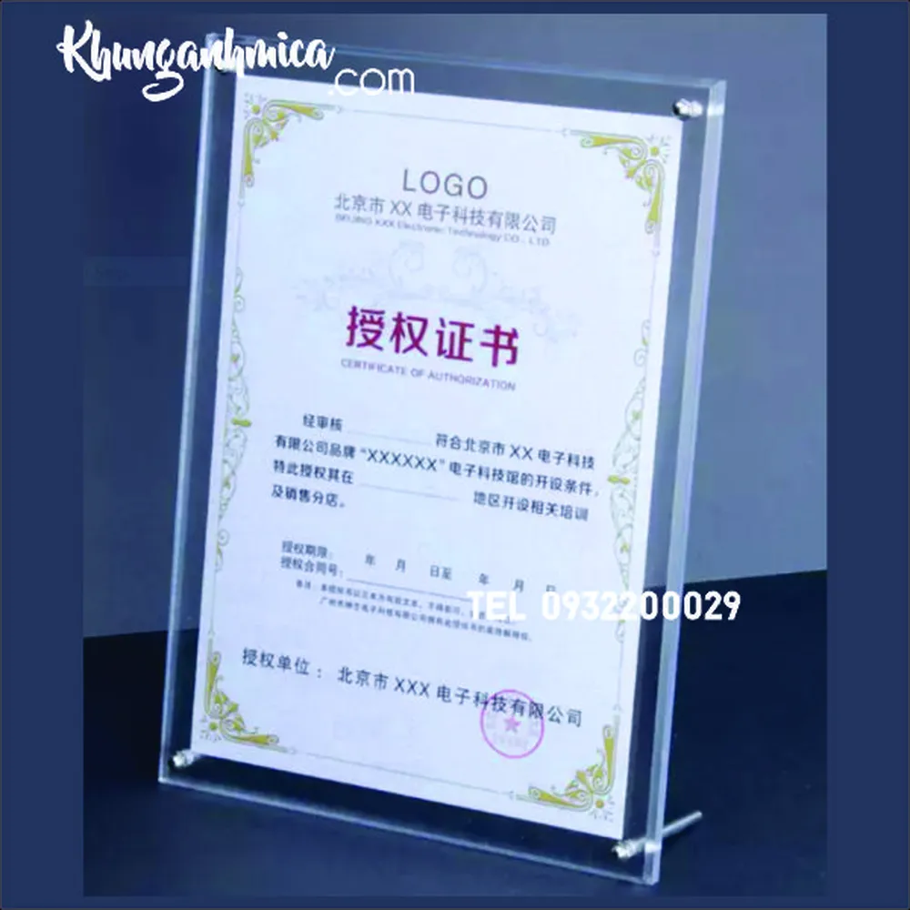 Khung mica A5 có đế ốc kiểu
