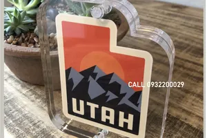 Khug mica để bàn làm từ mica 3mm -5mm