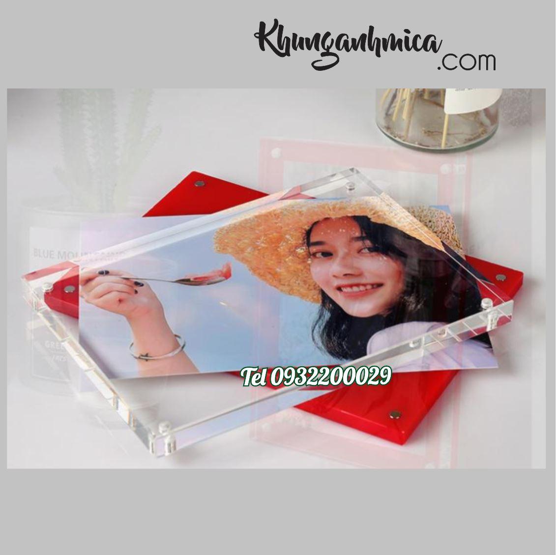 Khung ảnh làm từ mica