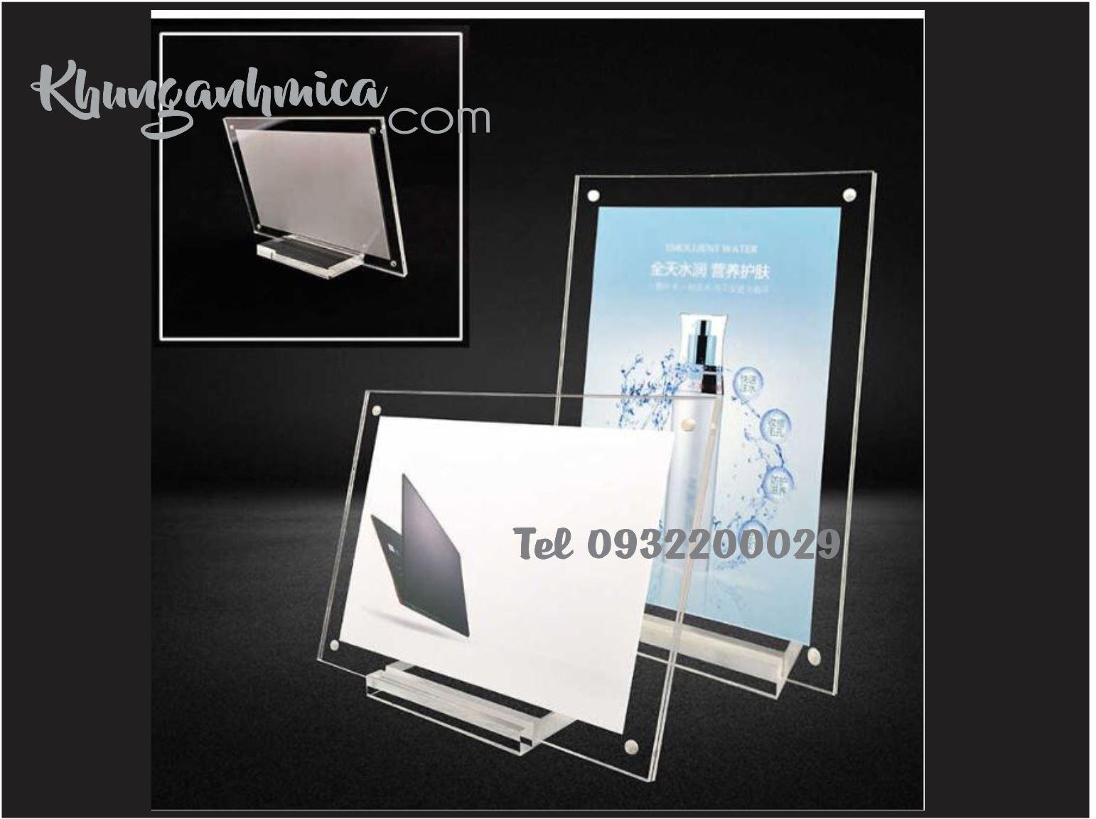 Ảnh trong khung mica