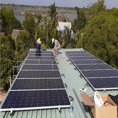 Lắp Đặt Điện Năng Lượng Mặt Trời 8KW Cho Hộ Gia Đình