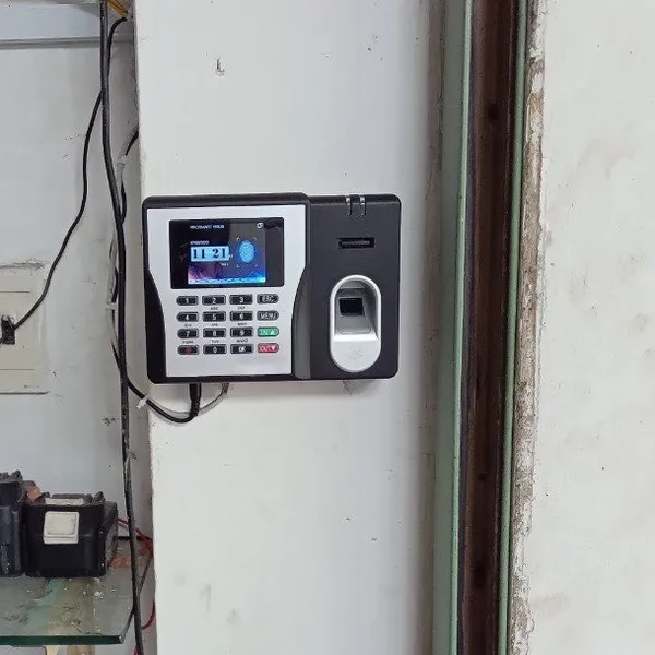 Máy Chấm Công Vân Tay Và Thẻ Sunbeam J628