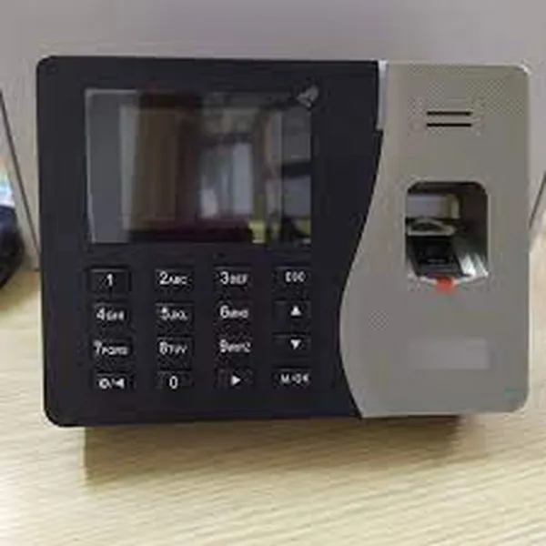 Máy chấm công vân tay thẻ Ronald Jack K20