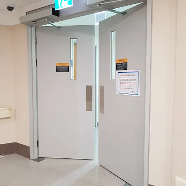 Cửa kính tự động Woosung S100 và S200