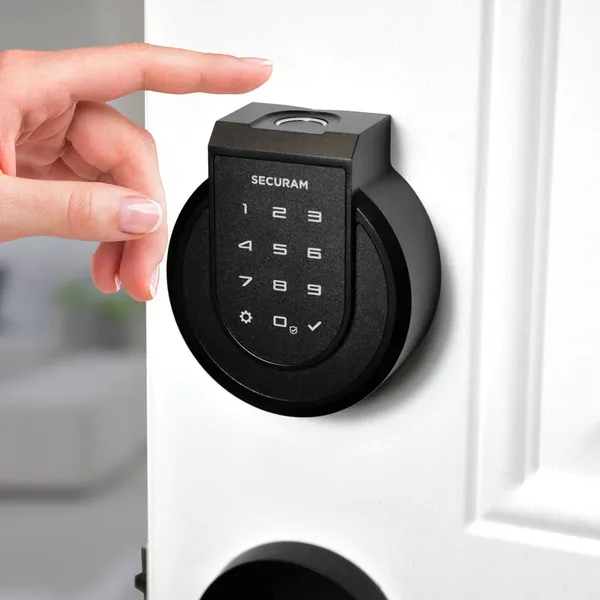Khóa Cửa Vân Tay Securam Black