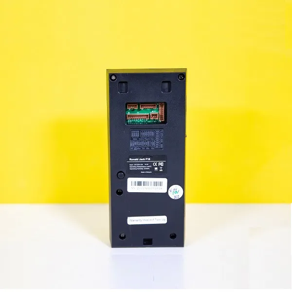 Máy chấm công vân tay Ronal Jack F18