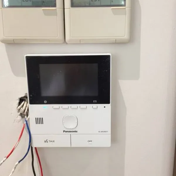 Bộ chuông cửa màn hình màu PANASONIC VL-SVN511VN