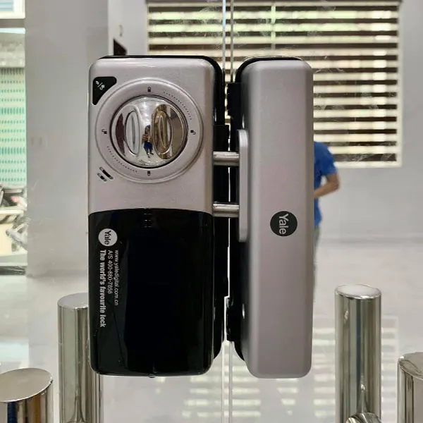 Khóa Vân Tay Cửa Kính Yale YDG 413A