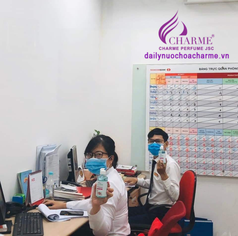 Gel Rửa Tay Khô DR. CHARME 250ml