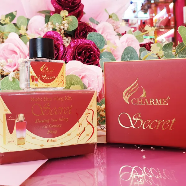 Nước Hoa Vùng Kín Charme Secret Hương Hoa Hồng Xứ Grasse 5ml (Mẫu Mới)
