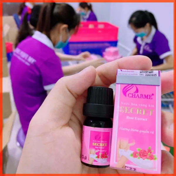 Nước Hoa Vùng Kín Charme 5ml