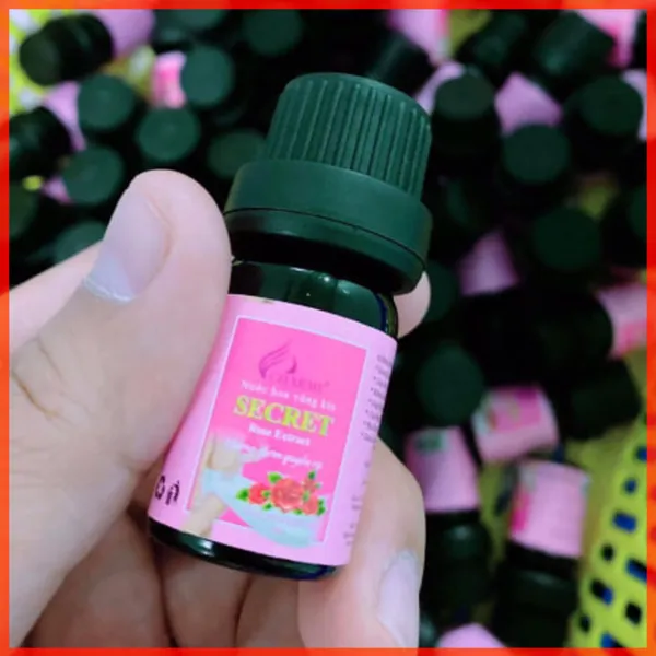 Nước Hoa Vùng Kín Charme 5ml