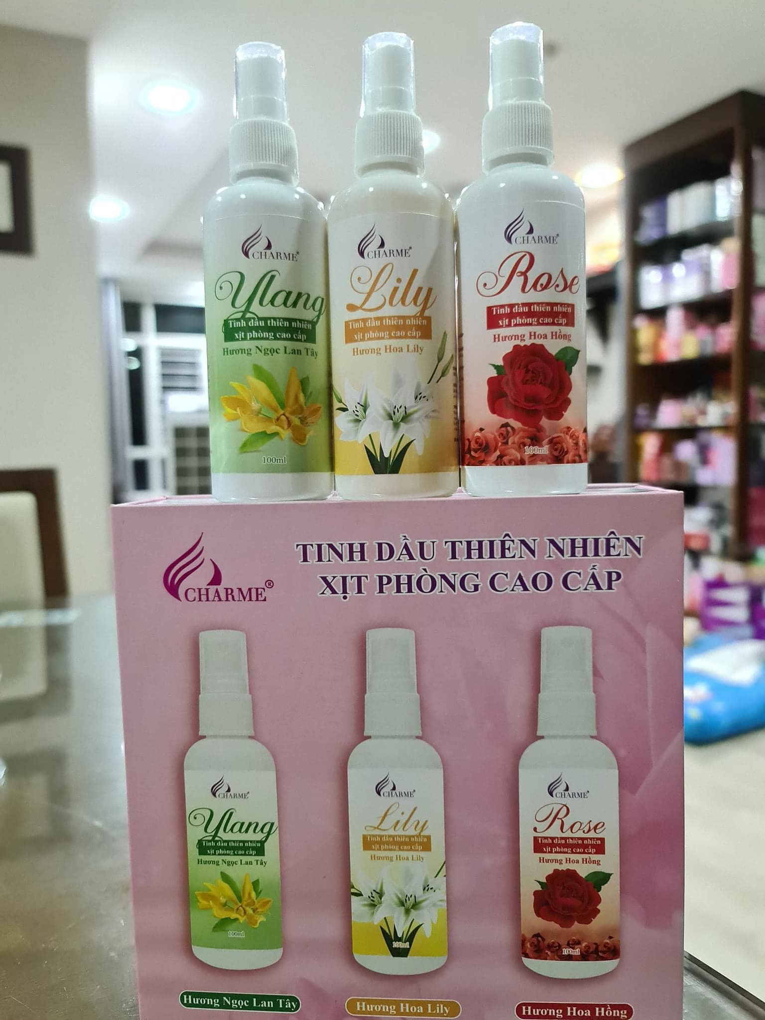 Tinh Dầu Xịt Phòng Charme 100ml