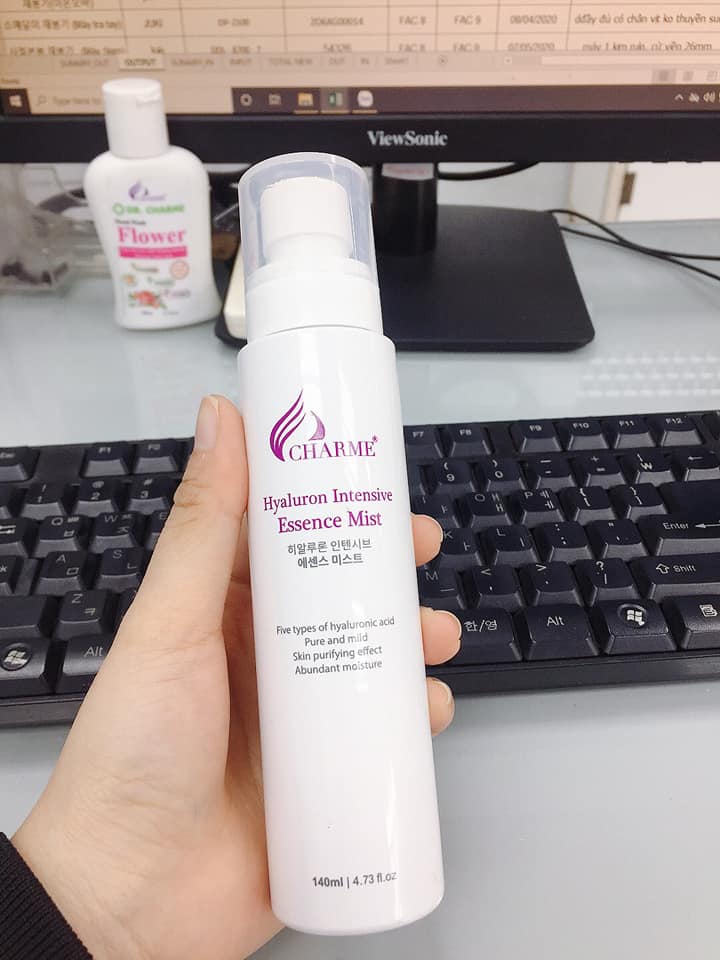 Xịt khoáng Charme Hyaluron Intensive Essence Mist
