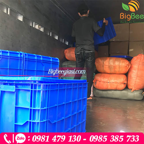 Thu Hồng hỗ trợ vận chuyển sóng nhựa đến tận nơi