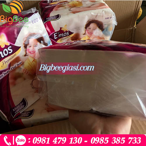Khăn vuông e'mos chính hãng giá rẻ