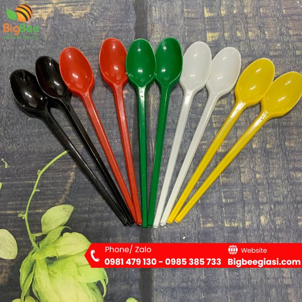 Muỗng trà sữa đủ màu Muỗng trà sữa đủ màu