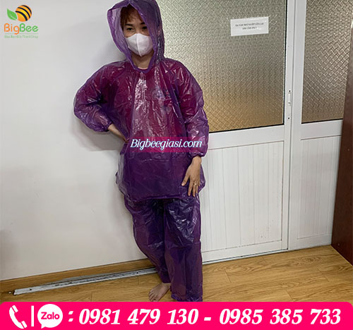 Áo mưa bộ tiện lợi mặc 1 lần Áo mưa bộ tiện lợi mặc 1 lần