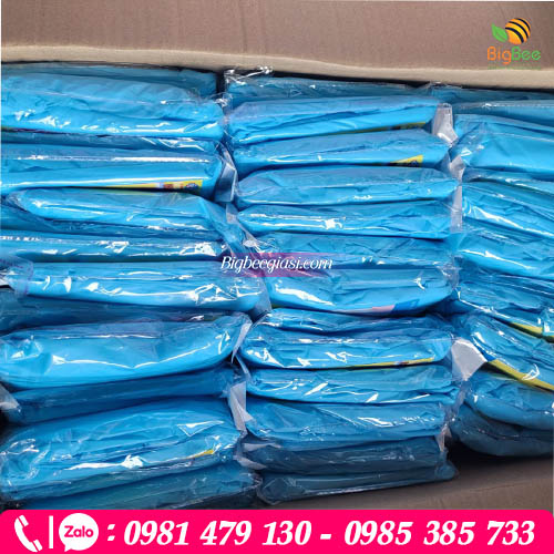 Đóng gói 50 cái áo mưa/ thùng Đóng gói 50 cái áo mưa/ thùng