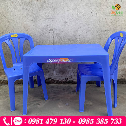 Bàn ghế cao Bàn ghế cao